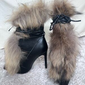Gorgeous black leather, fur lace up heeled boots EU 37